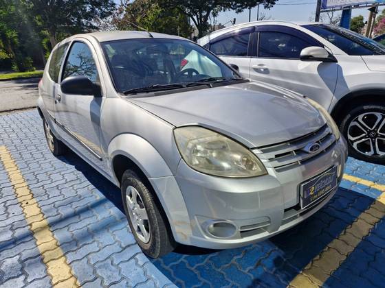 FORD KA 1.0 MPI 8V FLEX 2P MANUAL FORD KA 1.0 MPI 8V FLEX 2P MANUAL